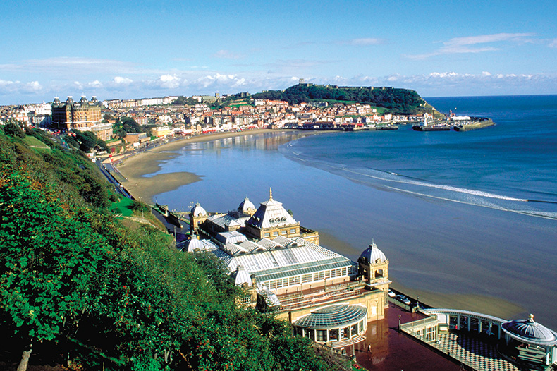 Scarborough, Castle Howard & The North Yorkshire Moors Railway 
