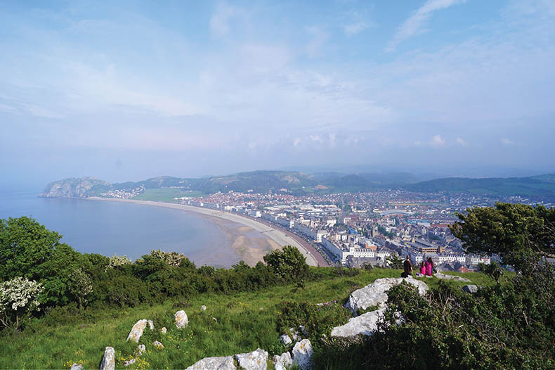 Llandudno, Beaumaris & Puffin Island 