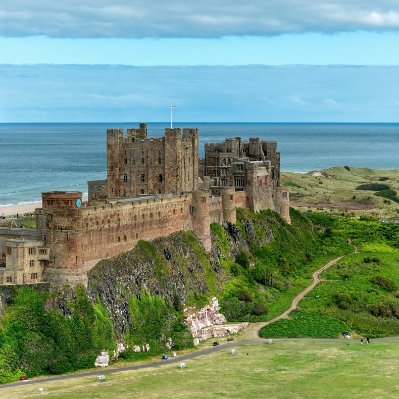 Northumbrian Highlights- Alnwick, Beamish & Holy Island 