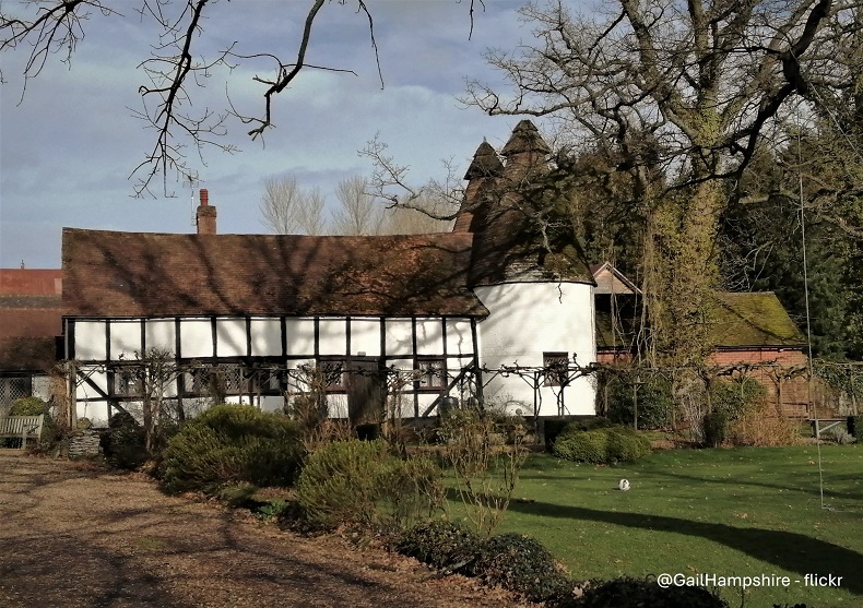 The Heart of England- Historic Herefordshire & River Severn Cruise 