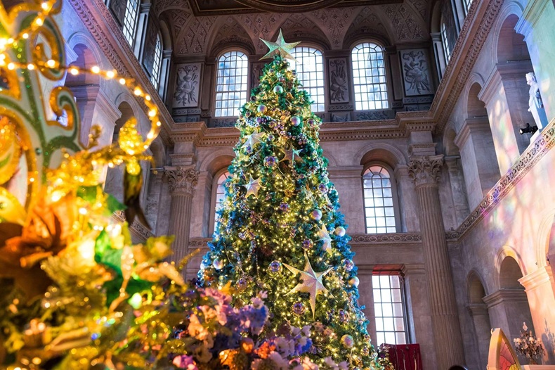 Christmas at Blenheim - Cinderella in the Palace