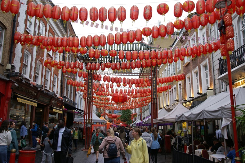 London at Leisure - Tottenham Court Road