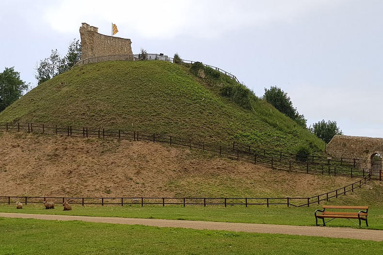 Eastons Ramblers - Clare Castle Country Park & Lavenham