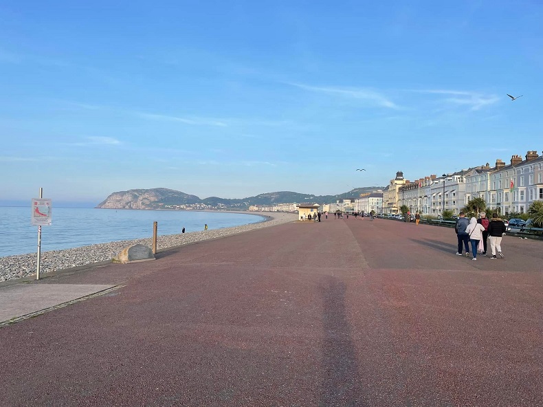 Llandudno, Portmeirion & The Snowdon Mountain Railway 