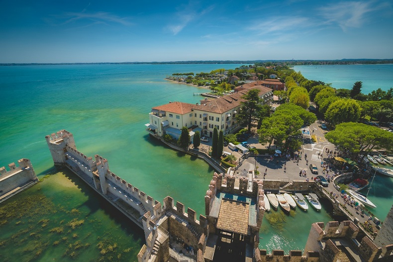 Highlights of Lake Garda, Venice & Historic Verona 