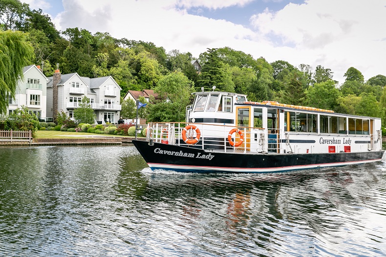 Wind in the Willows Thames Cruise with Light Lunch