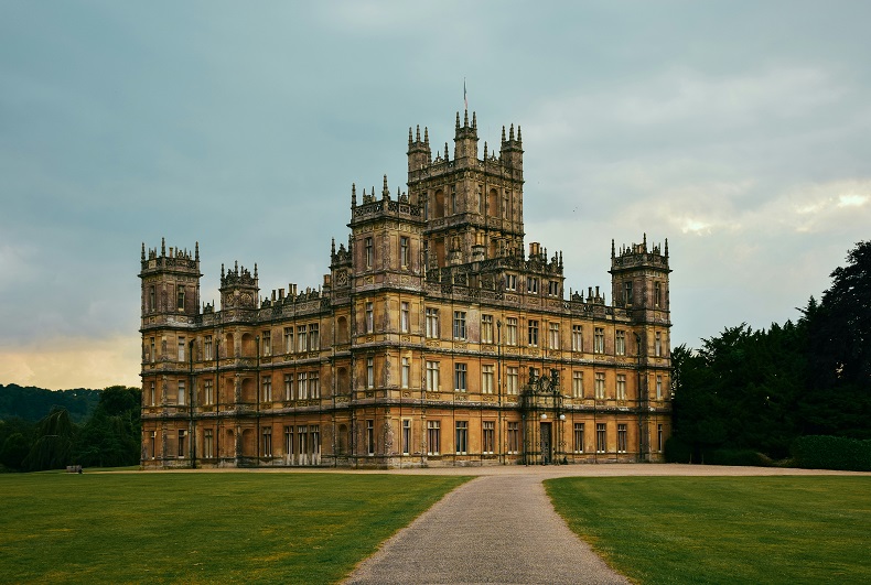 Highclere Castle, Bath & The Charming Cotswolds